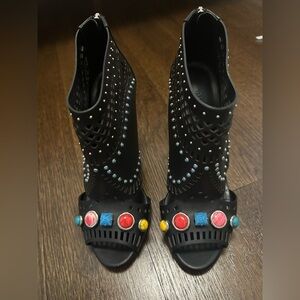 Gucci Lasercut Black Heels with Colorful Studs